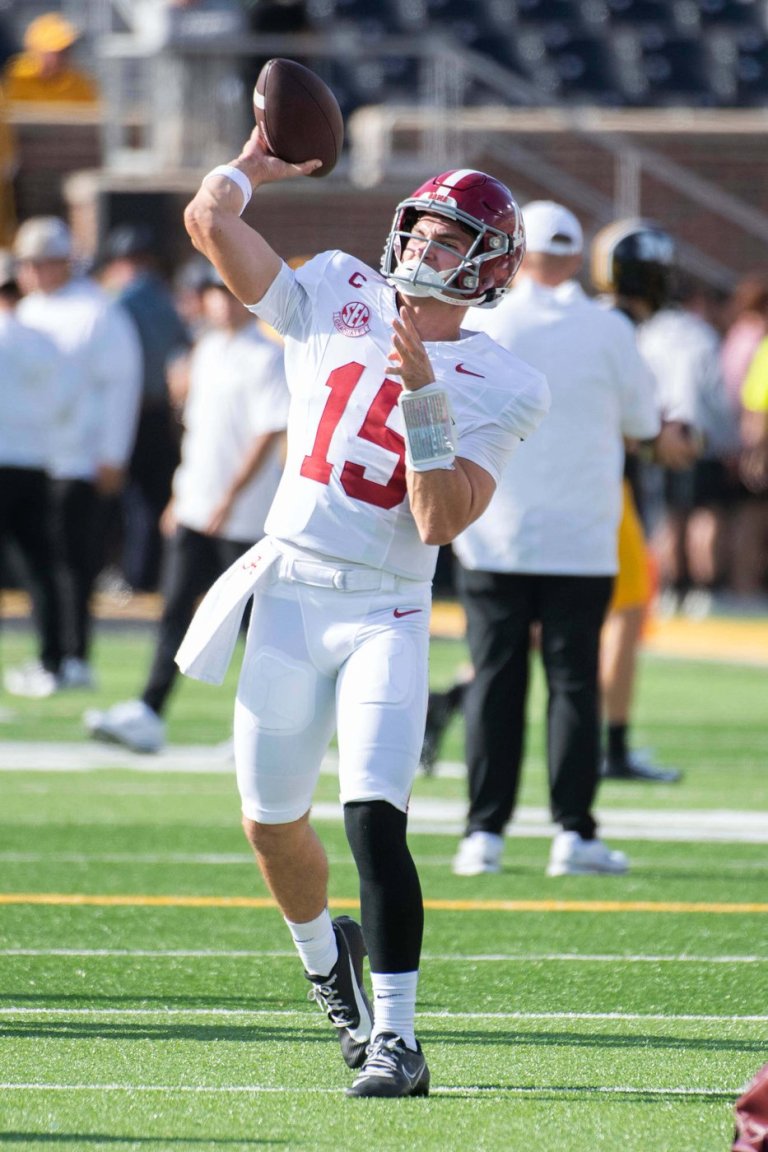 Ty Simpson shines as No. 8 Alabama edges No. 14 Missouri 27-24 to push winning streak to 5 | iNFOnews.ca