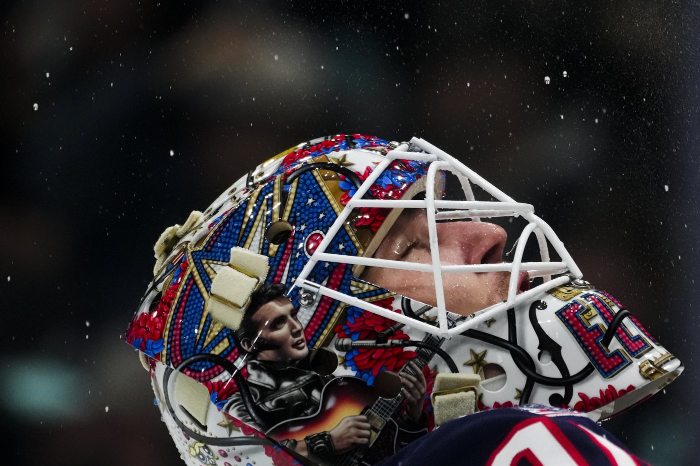 Kraken score twice in 10 seconds, defeat Blue Jackets 5-2 | iNFOnews.ca