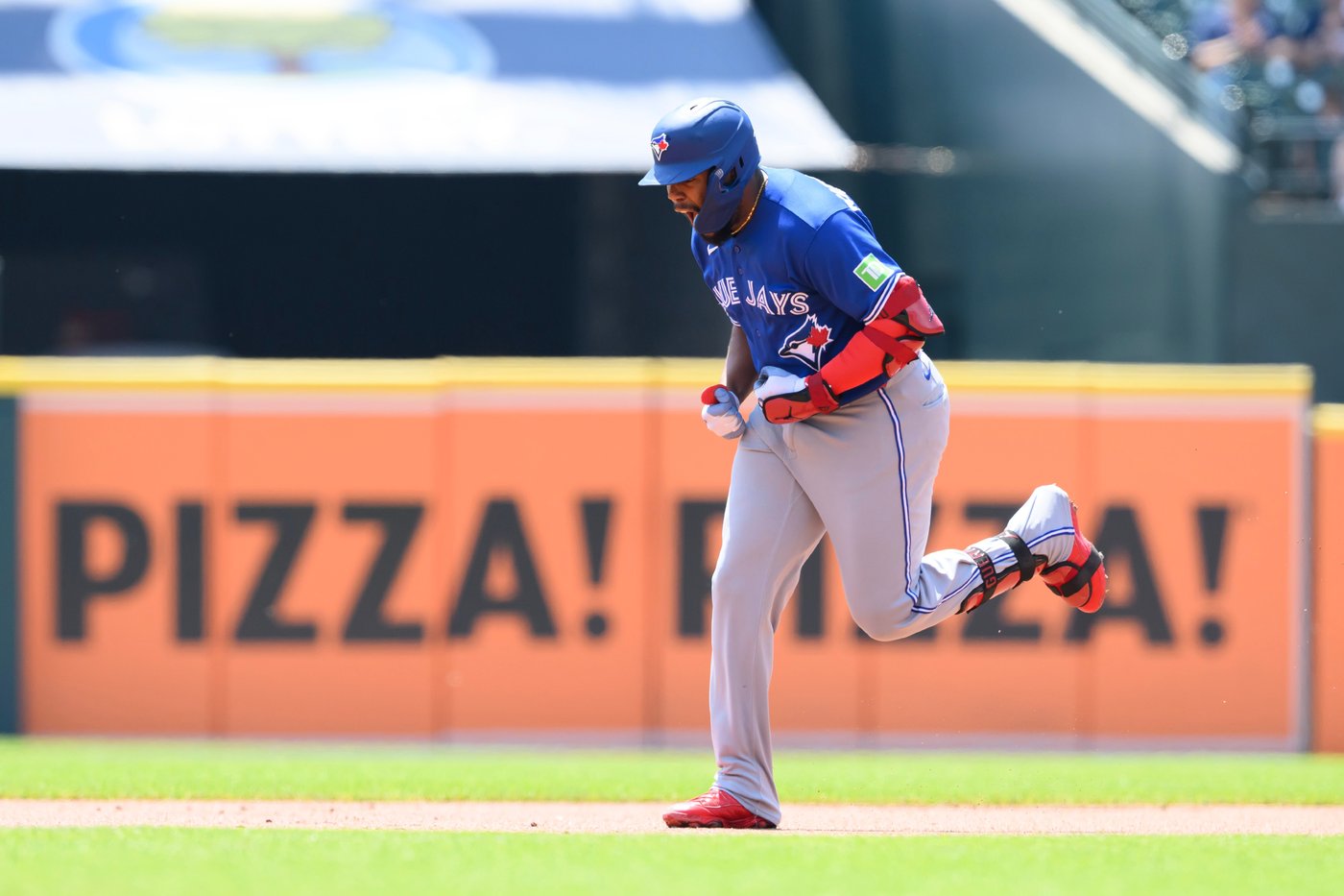 Guerrero's homer backs Gausman's strong outing in Blue Jays' 4-1 win over Tigers | iNFOnews.ca