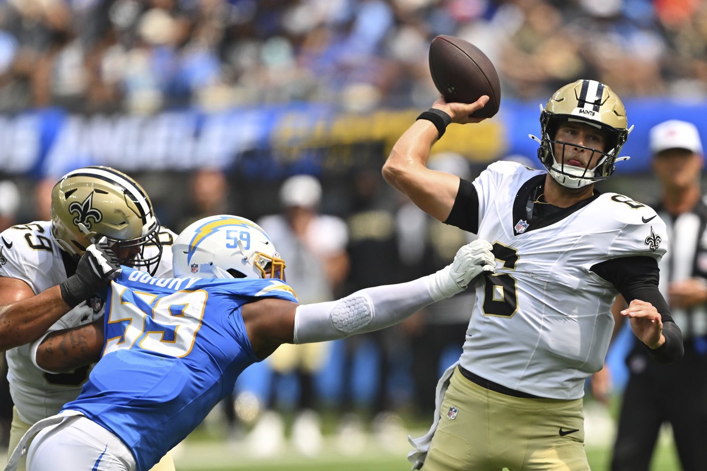 Chargers' defense steps up in 27-13 preseason win against Saints | iNFOnews.ca