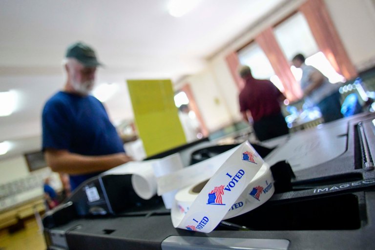 Judge again bars Trump administration from implementing order that sought to limit mail voting | iNFOnews.ca