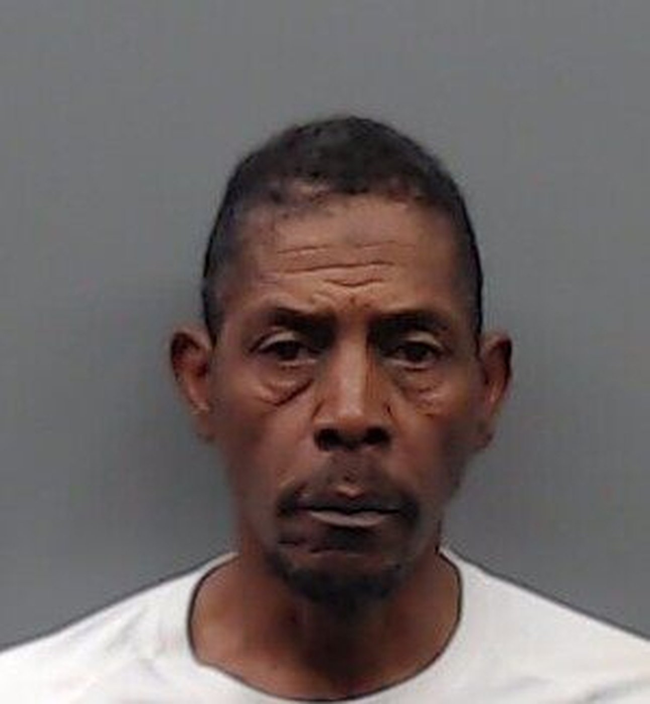 Patrick Mahomes' father arrested after authorities say he violated DWI probation | iNFOnews.ca