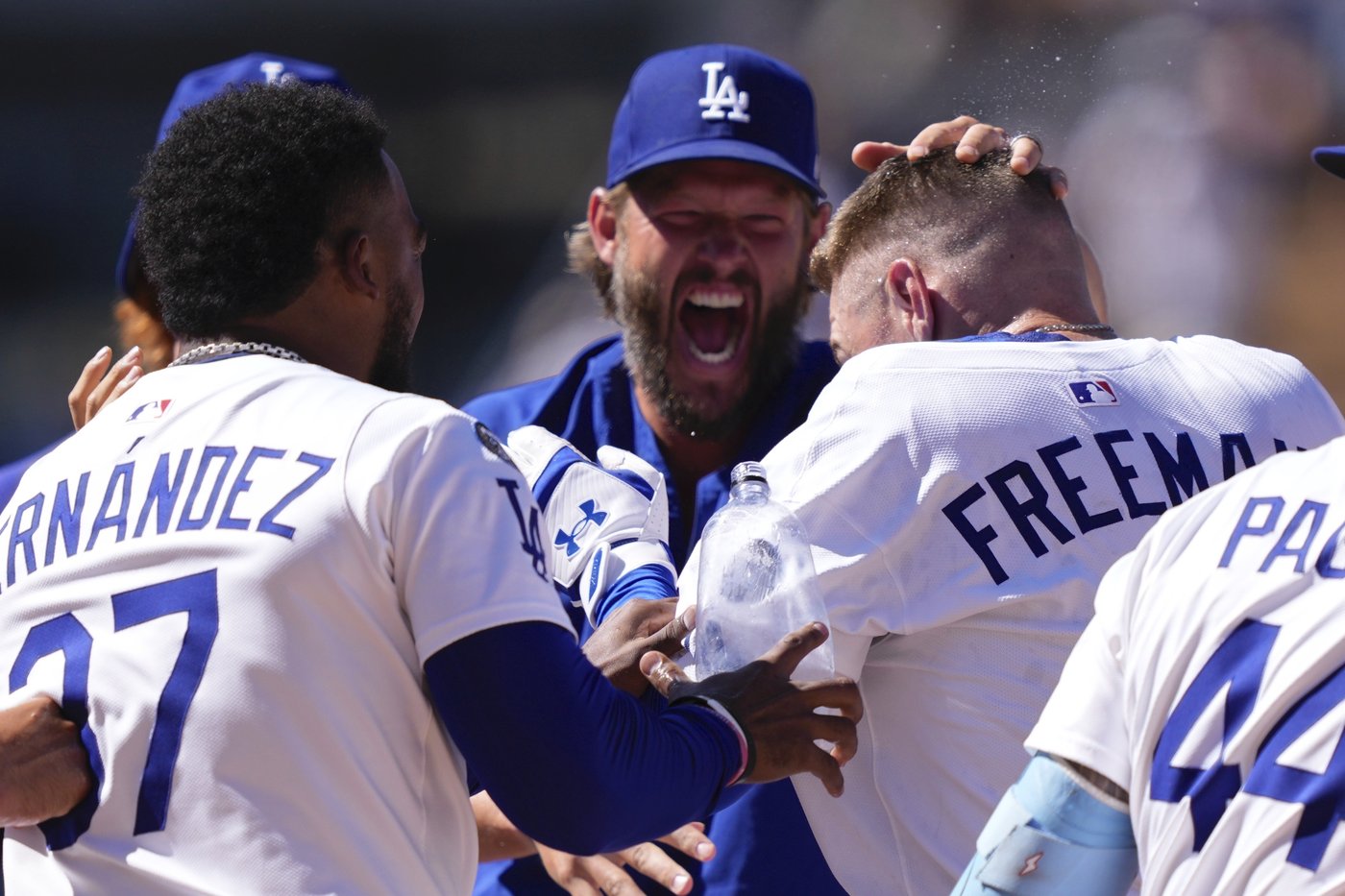 Ohtani homers in 5th straight game, Freeman drives in 2 runs in the 9th as Dodgers beat Twins 4-3 | iNFOnews.ca Ohtani homers in 5th straight game, Freeman drives in 2 runs in the 9th as Dodgers beat Twins 4-3 | iNFOnews.ca