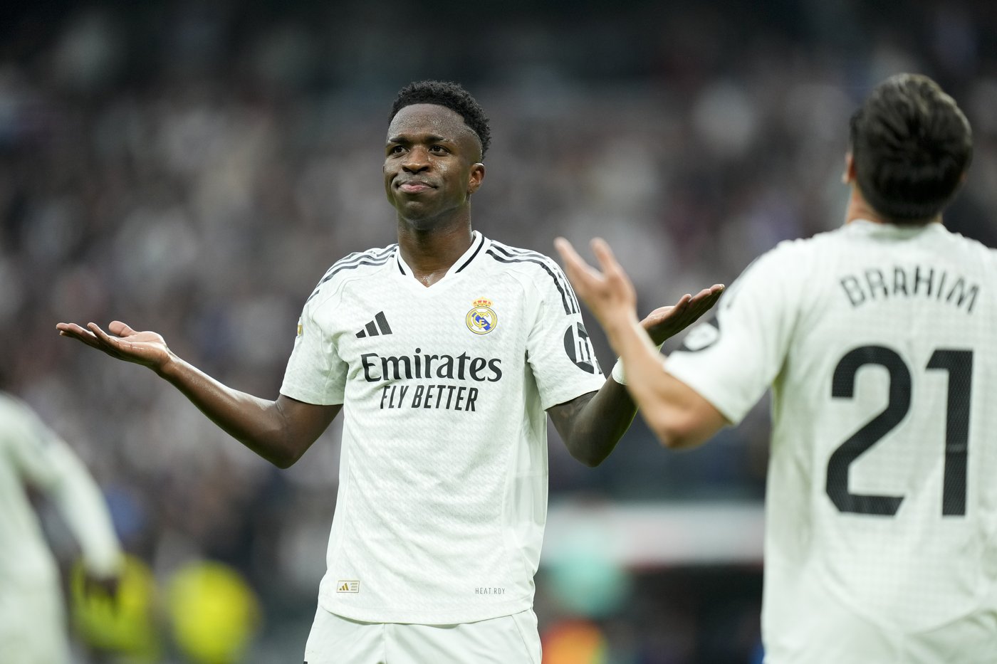 Vinícius nets hat trick in win as three Real Madrid players go down injured; Militão tears ACL | iNFOnews.ca