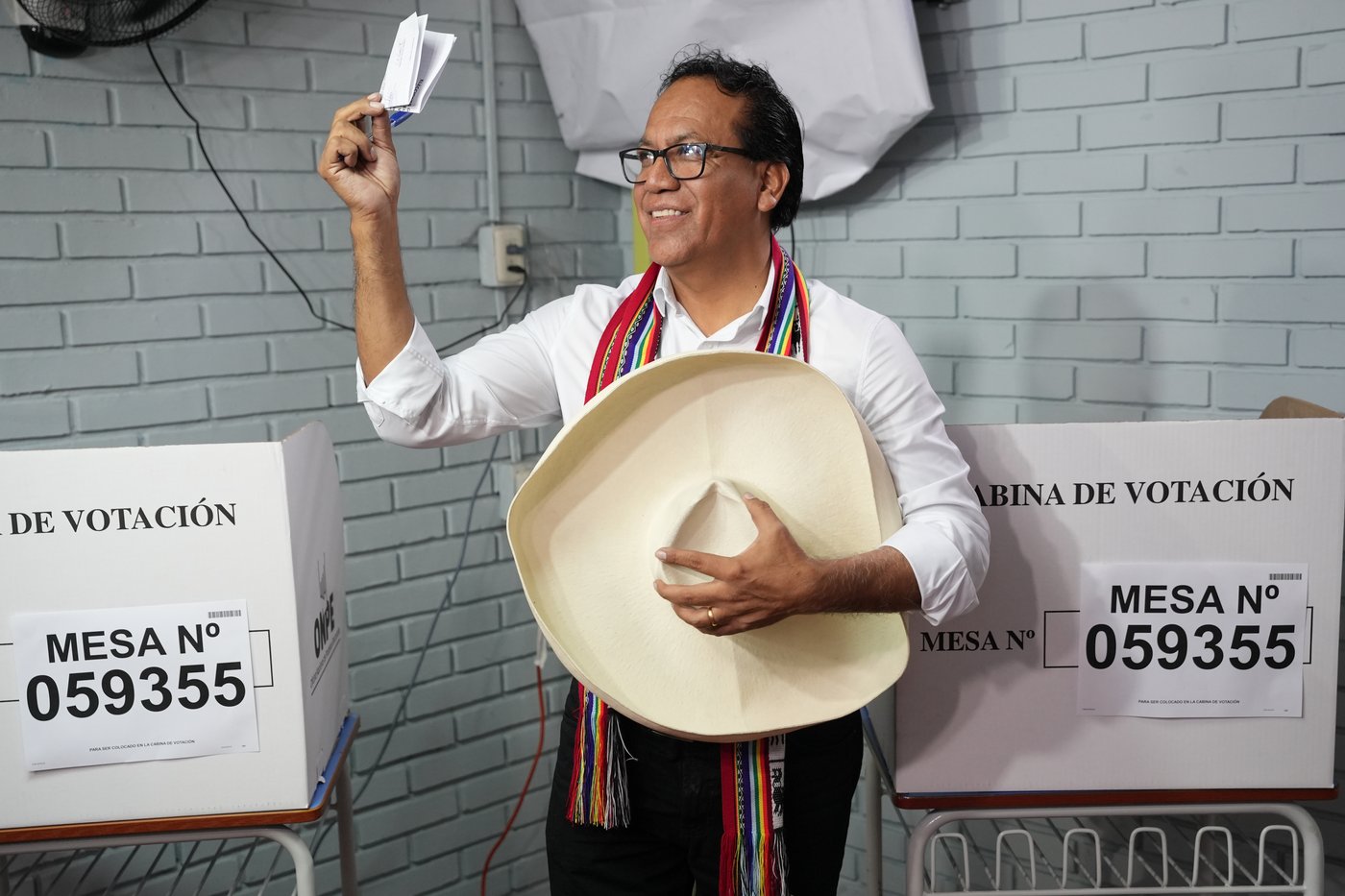 Votes being counted in runoff election to choose Peru's ninth leader in 10 years | iNFOnews.ca Votes being counted in runoff election to choose Peru's ninth leader in 10 years | iNFOnews.ca