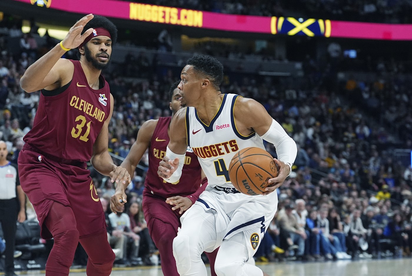 Mitchell scores 33, Cavs beat Nuggets 149-135 for 6th straight win | iNFOnews.ca