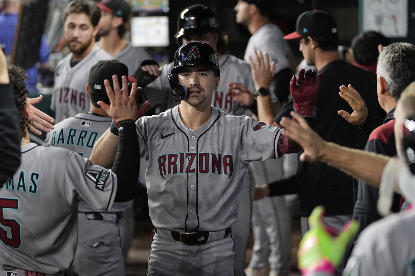 Burger hits RBI single in 10th as Rangers end 4-game skid with win over Diamondbacks | iNFOnews.ca Burger hits RBI single in 10th as Rangers end 4-game skid with win over Diamondbacks | iNFOnews.ca