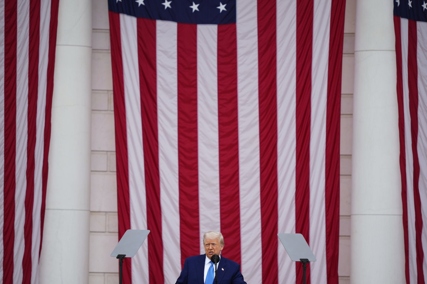 Trump honors fallen soldiers on Memorial Day, while attacking Biden and judges | iNFOnews.ca