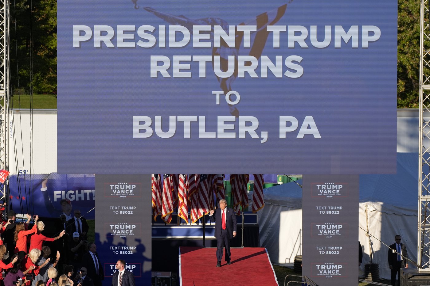 Trump urges his supporters to deliver victory in his return to scene of first assassination attempt | iNFOnews.ca