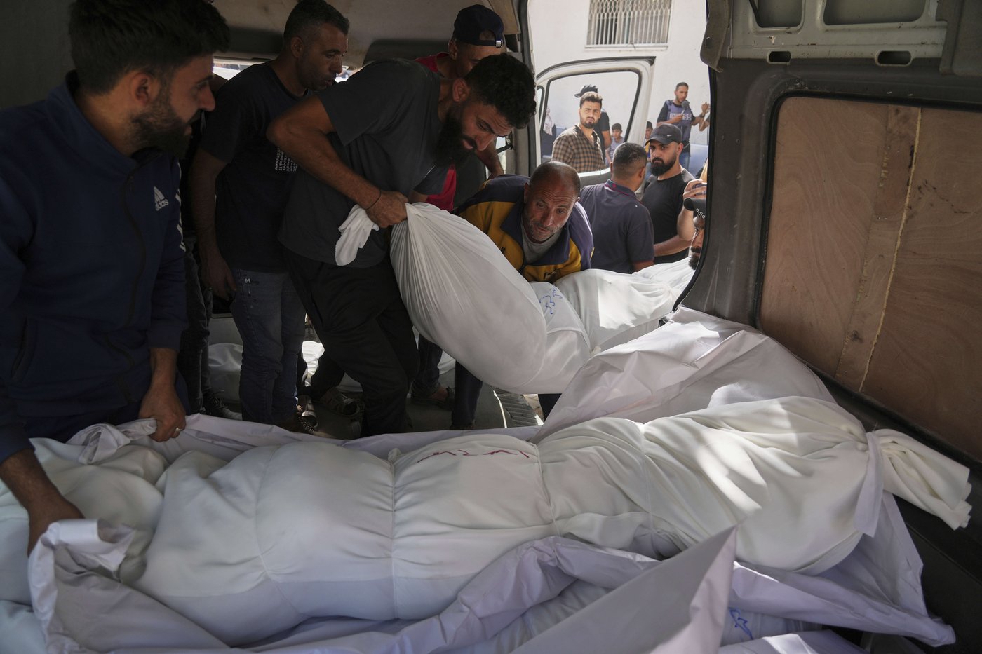 A new aid system in Gaza has started operations, a US-backed group says | iNFOnews.ca