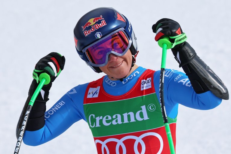 Italian skier Sofia Goggia wins super-G to regain commanding lead in World Cup discipline standings | iNFOnews.ca
