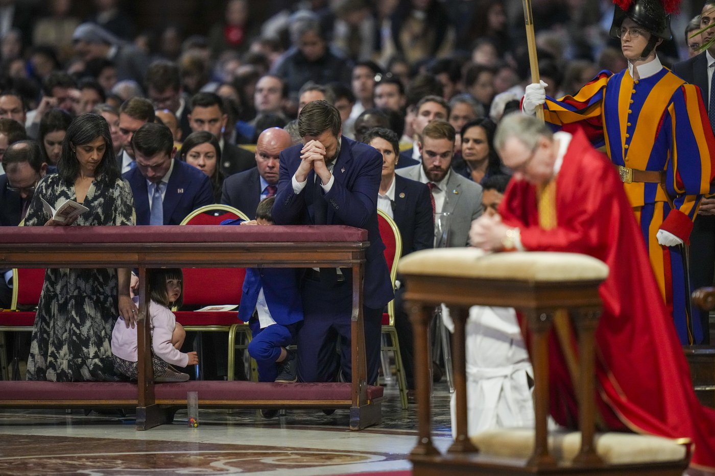 Vatican notes 'exchange of opinions' over migrants, prisoners in meeting with Vance | iNFOnews.ca