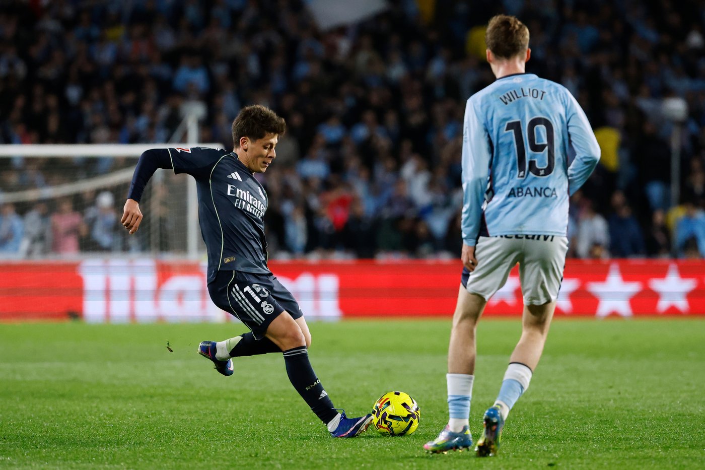 Last-gasp deflected strike by Valverde gives Real Madrid 2-1 victory at Celta Vigo | iNFOnews.ca
