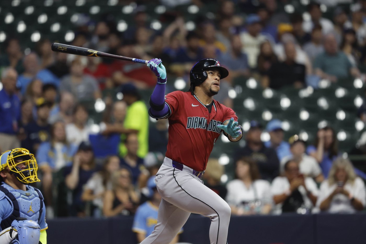 Gurriel's tiebreaking homer in sixth inning helps Diamondbacks beat Brewers 7-4 | iNFOnews.ca Gurriel's tiebreaking homer in sixth inning helps Diamondbacks beat Brewers 7-4 | iNFOnews.ca