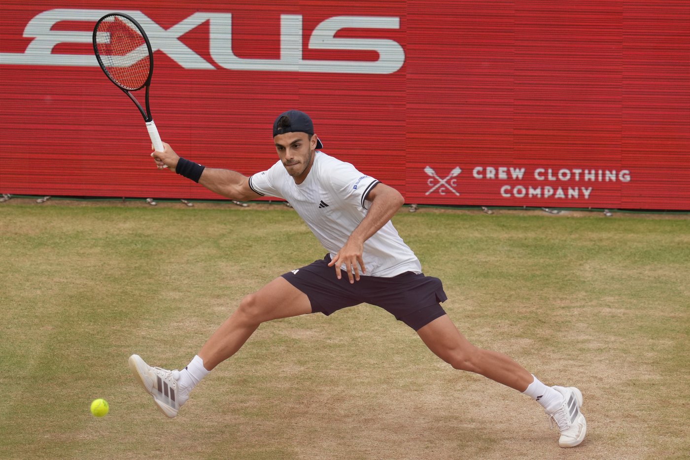 Francisco Cerundolo beats former champion Tommy Paul on grass to win Queen's final | iNFOnews.ca Francisco Cerundolo beats former champion Tommy Paul on grass to win Queen's final | iNFOnews.ca