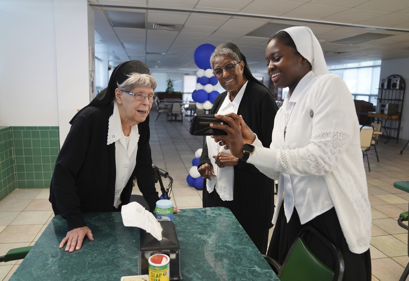 Young nuns: Two diverse paths to a rare life of faith | iNFOnews.ca