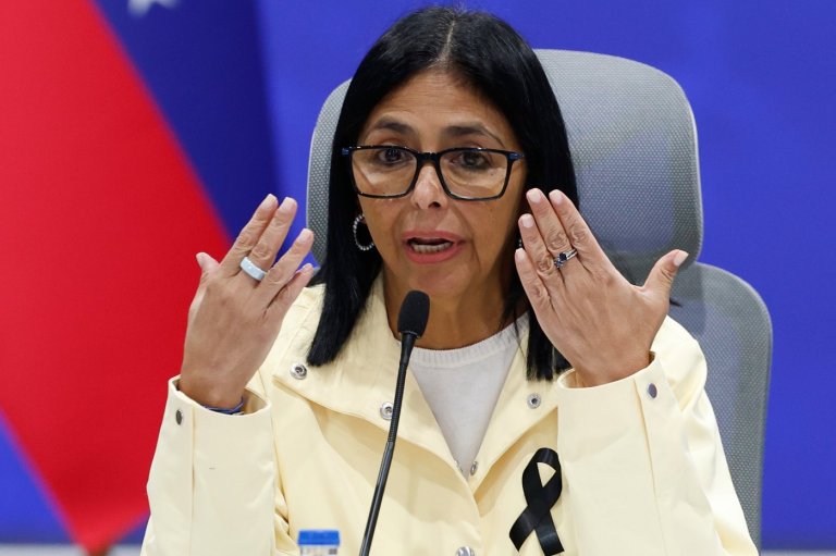Venezuelans watch a new round of talks between the government and opposition with cautious optimism | iNFOnews.ca