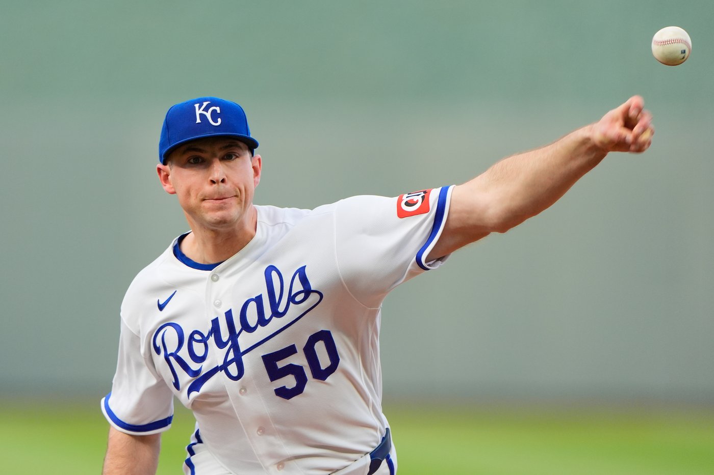 Royals snap 8-game losing streak as Garcia scores on wild pitch for 6-5 win over Orioles | iNFOnews.ca