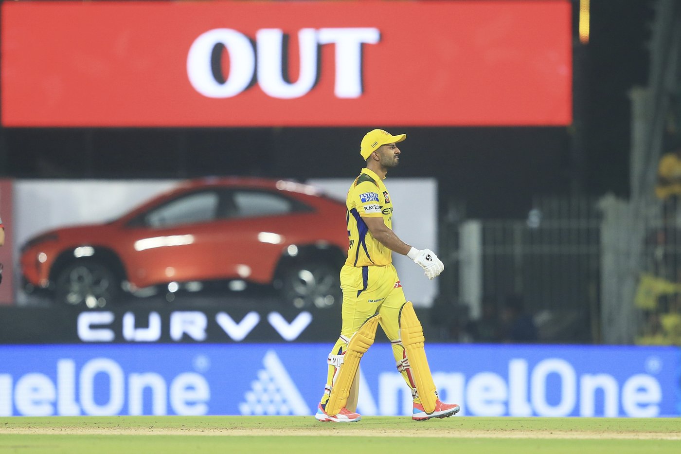 Kolkata deepens Chennai's IPL woes in 8-wicket win | iNFOnews.ca