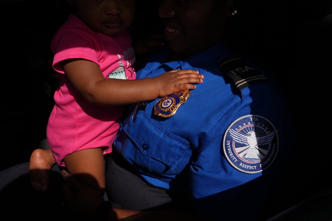 Photos of Americans turning to food pantries as shutdown drags on | iNFOnews.ca