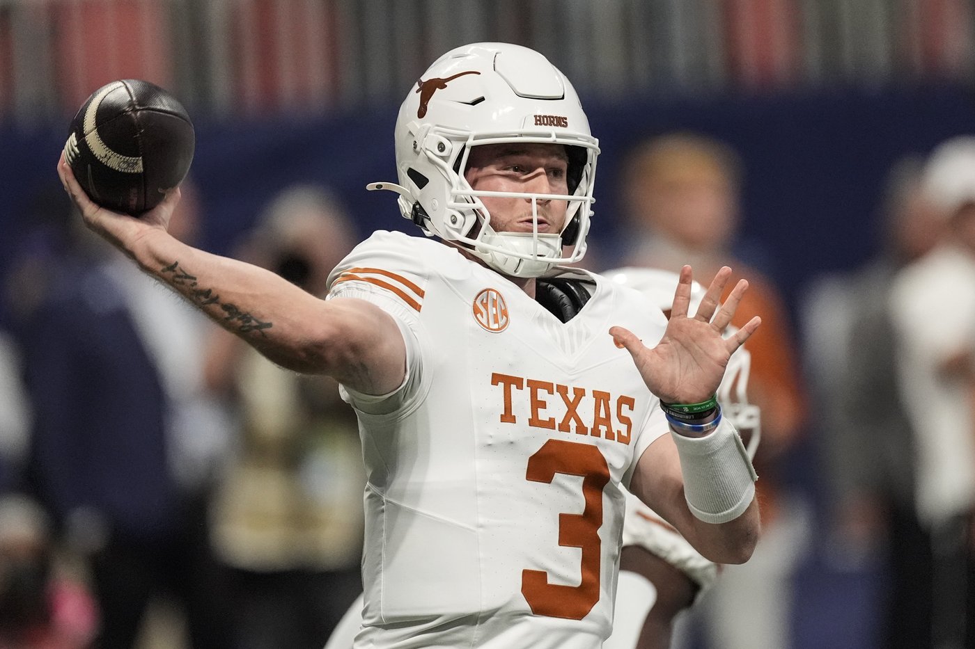 Texas feels 'sting' of losing SEC title but still optimistic about winning the national championship | iNFOnews.ca