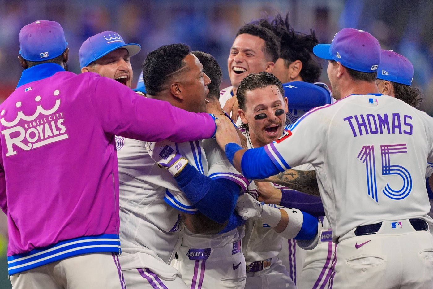 Isbel gets first walk-off hit, makes pair of great catches to lift Royals over Tigers 4-3 | iNFOnews.ca