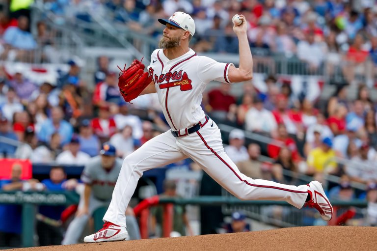 Braves unleash 5 homers in a 14-3 rout of the Mets as Chris Sale earns win | iNFOnews.ca