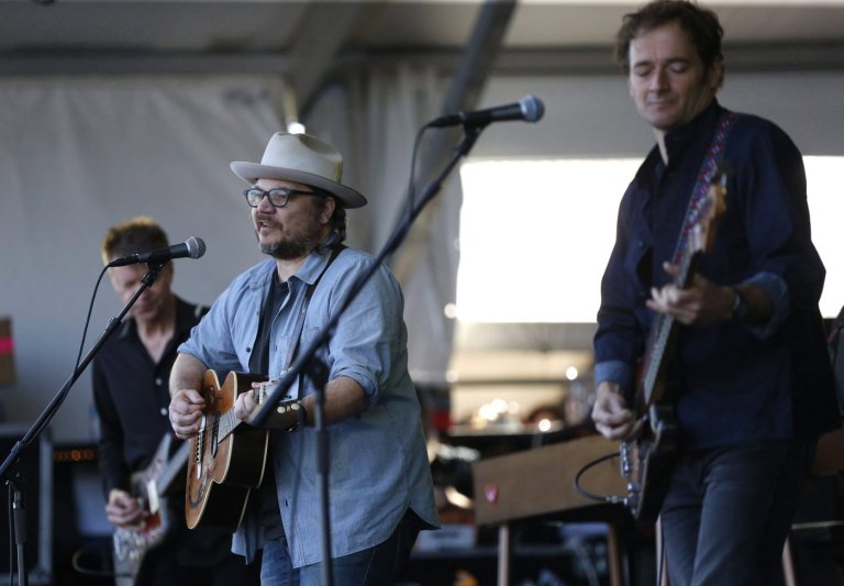 Jeff Tweedy, Finneas to honour Feist at Canadian Songwriters Hall of Fame ceremony | iNFOnews.ca