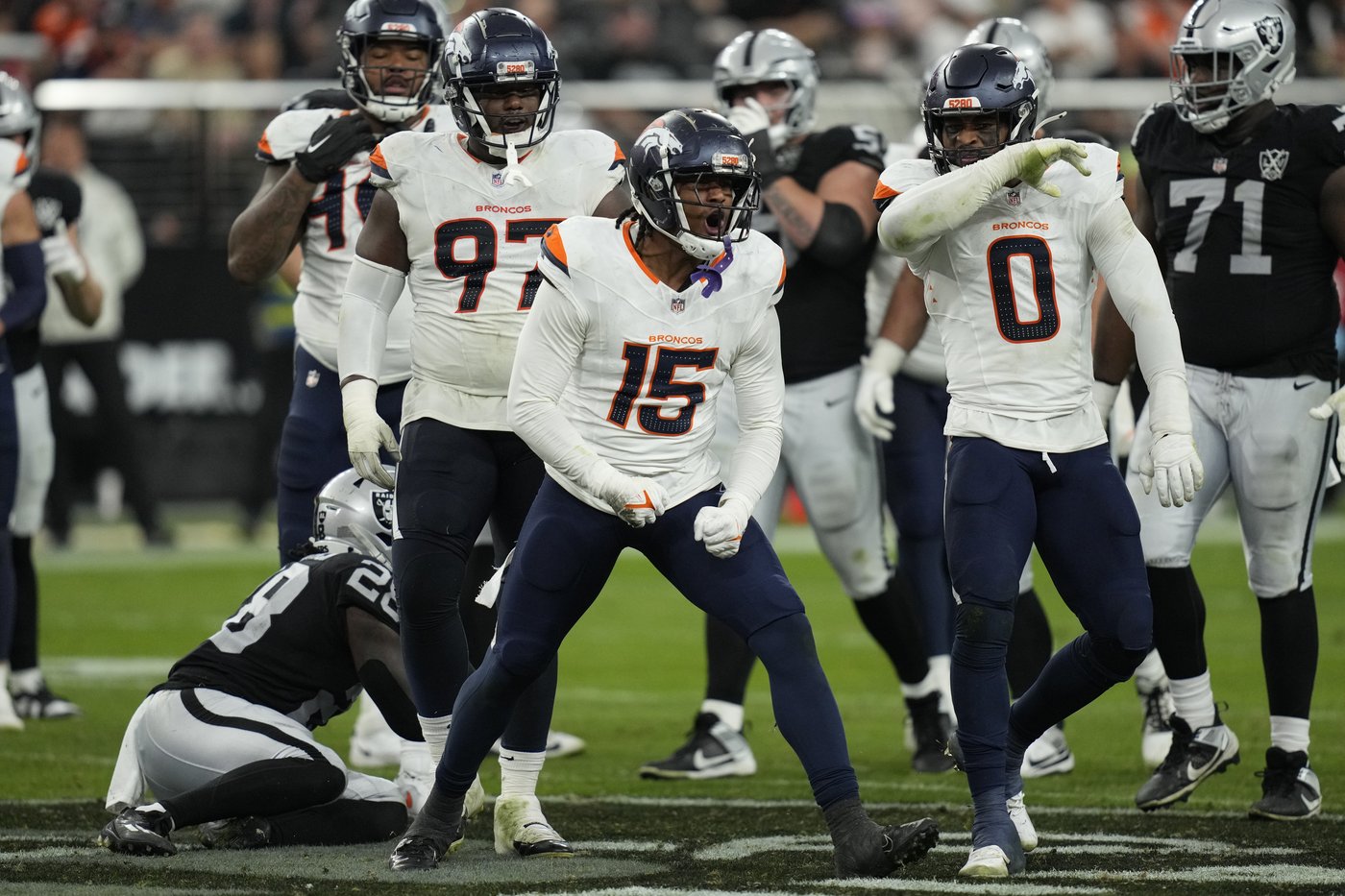 Bo Nix sets Broncos rookie TD record as Denver beats reeling Raiders 29-19 | iNFOnews.ca Bo Nix sets Broncos rookie TD record as Denver beats reeling Raiders 29-19 | iNFOnews.ca