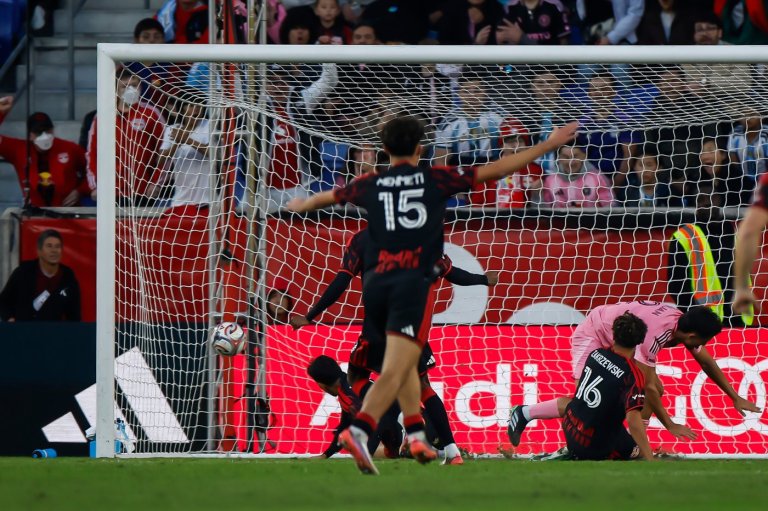 Red Bulls use own goal to grab lead, then Emil Forsberg to wrap up 2-0 victory over Inter Miami | iNFOnews.ca
