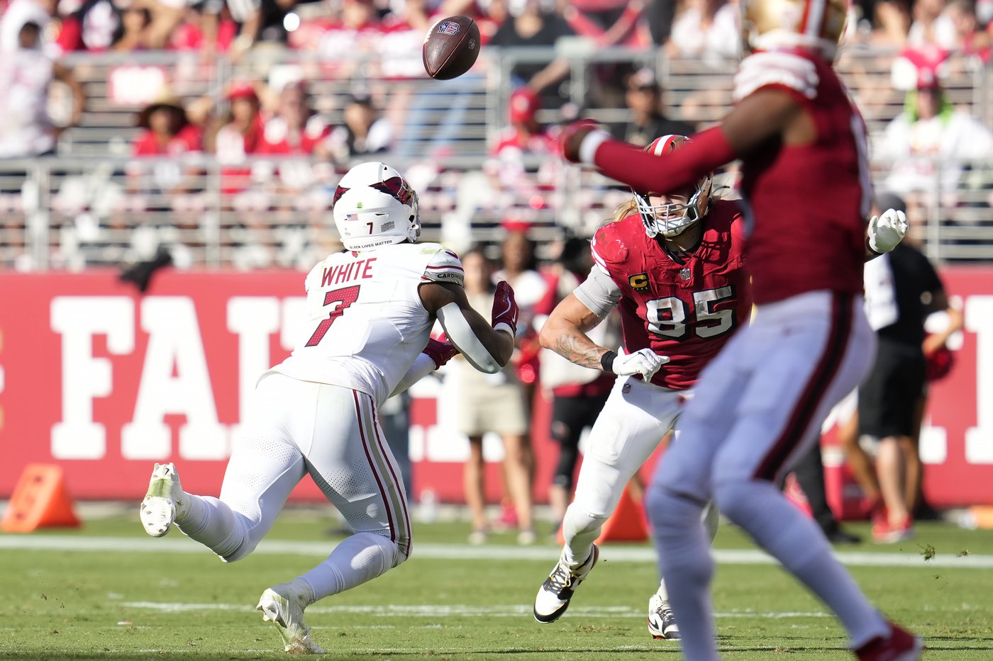 Kyler Murray rallies the Cardinals past the 49ers, 24-23 | iNFOnews.ca Kyler Murray rallies the Cardinals past the 49ers, 24-23 | iNFOnews.ca