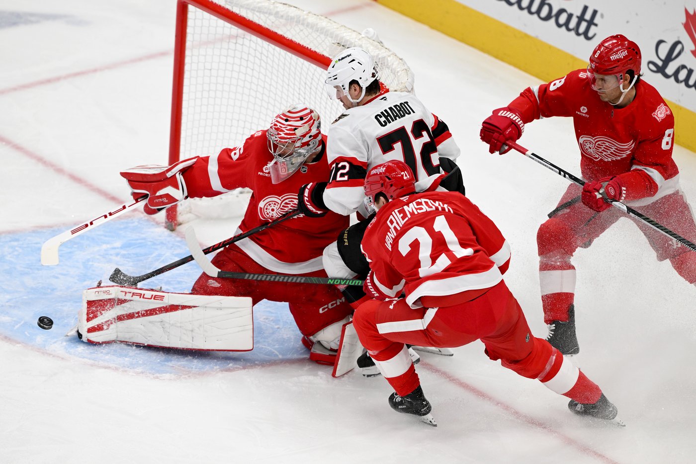 Alex DeBrincat scores in OT to give Red Wings 4-3 win over Senators | iNFOnews.ca Alex DeBrincat scores in OT to give Red Wings 4-3 win over Senators | iNFOnews.ca