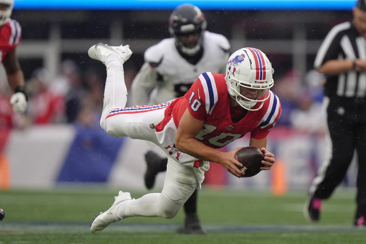 Drake Maye has an encouraging first start for the Patriots in a loss to the Texans | iNFOnews.ca