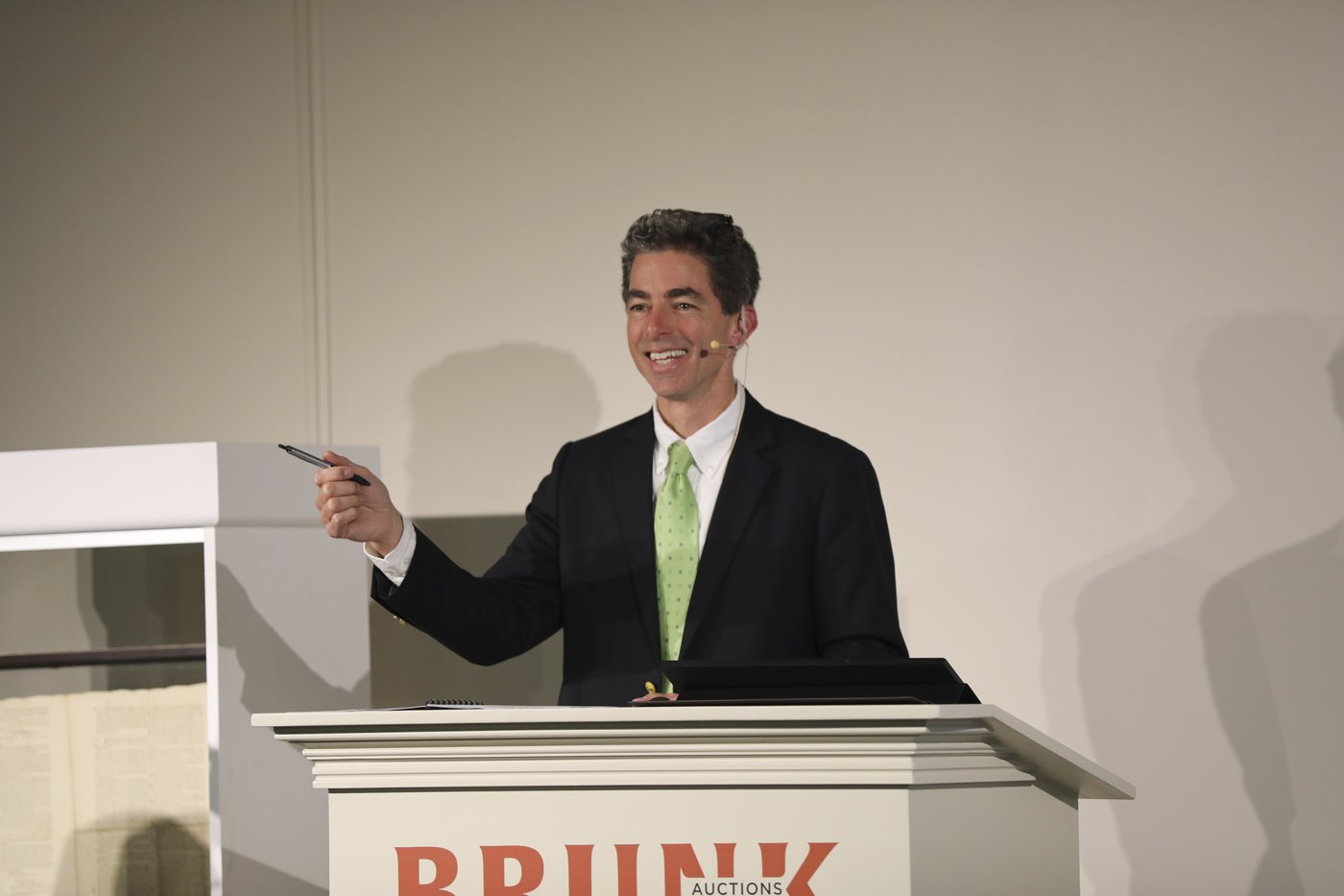 A rare copy of the US Constitution sells for $9 million at auction | iNFOnews.ca