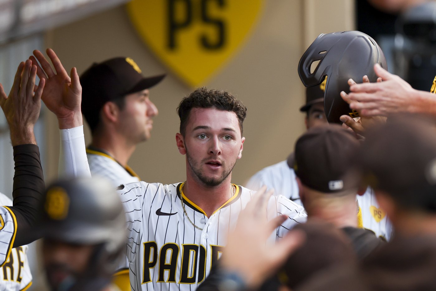 White Sox lose 119th game to tie the AL record as the Padres win 6-2 behind 3 home runs | iNFOnews.ca