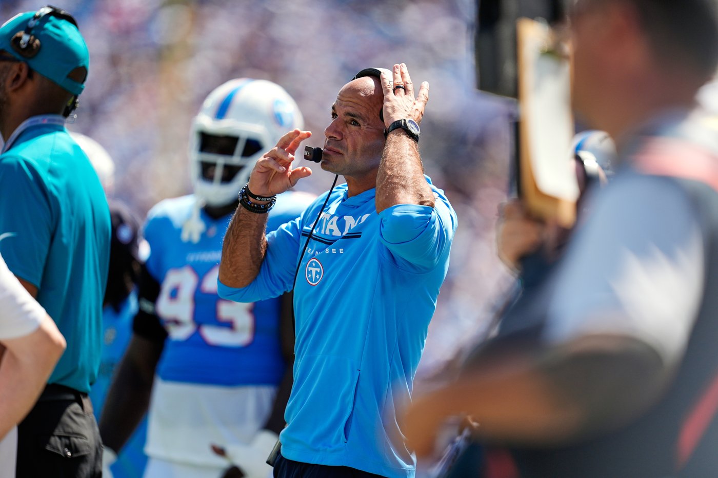 A new coach, a changed roster, and the same result: Titans stumble in opening their season | iNFOnews.ca A new coach, a changed roster, and the same result: Titans stumble in opening their season | iNFOnews.ca