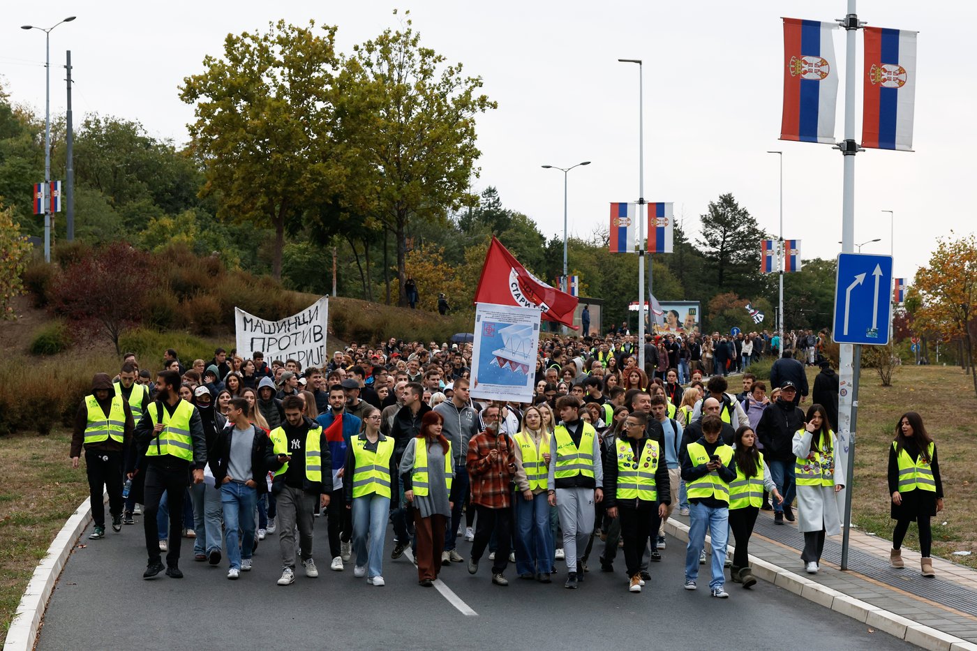 Thousands march in Serbia in persistent resistance to autocratic leader Vucic | iNFOnews.ca Thousands march in Serbia in persistent resistance to autocratic leader Vucic | iNFOnews.ca