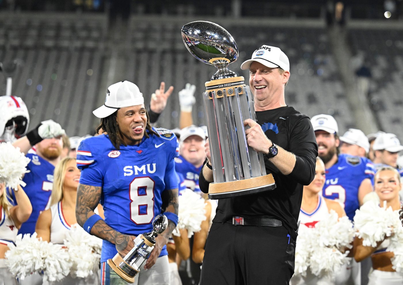 Jennings throws for 278 yards to lead SMU to 24-19 Holiday Bowl win over No. 21 Arizona | iNFOnews.ca