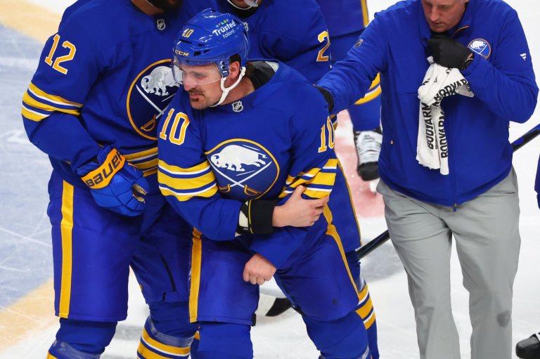 Sabres center Sam Carrick suffers left arm injury in fight with Islanders' captain Anders Lee | iNFOnews.ca