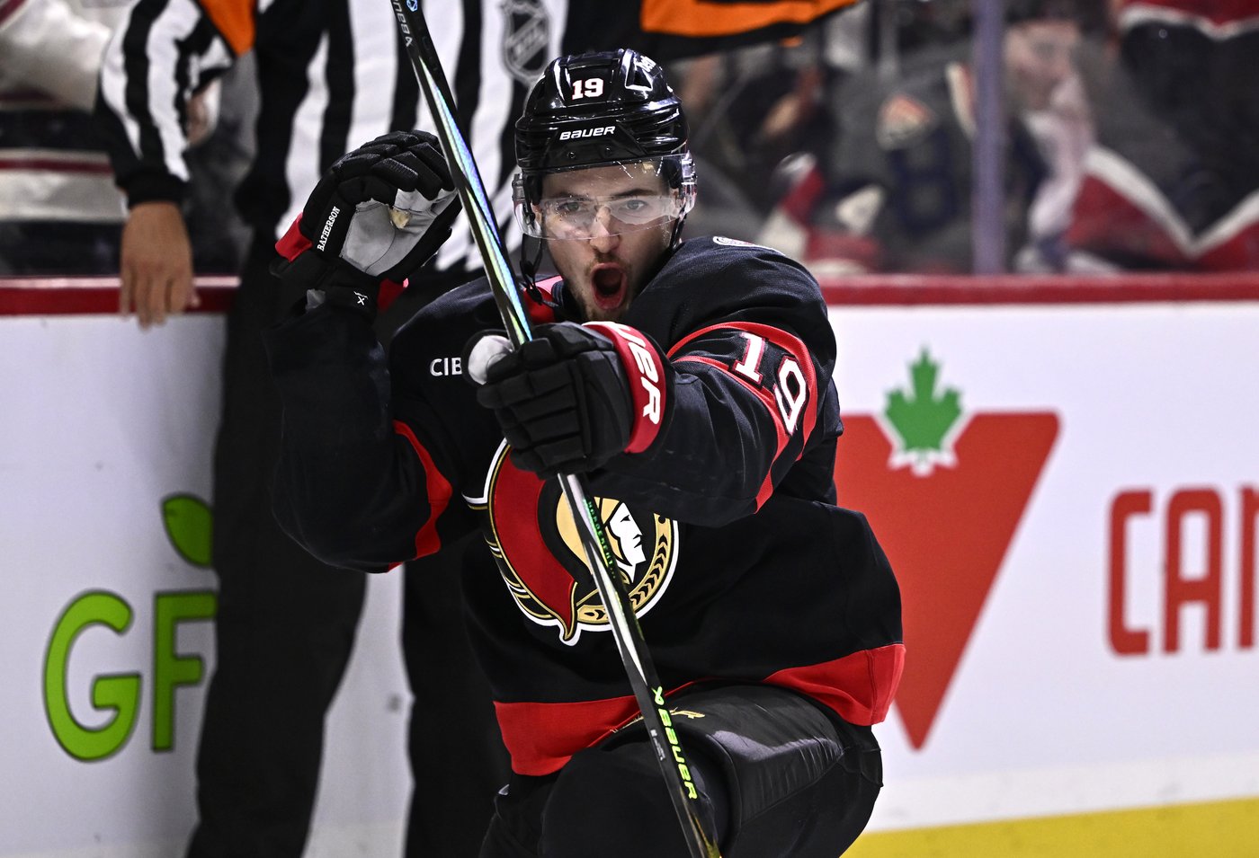 Senators appear to be playing with more confidence, hold off Lightning 5-4 | iNFOnews.ca