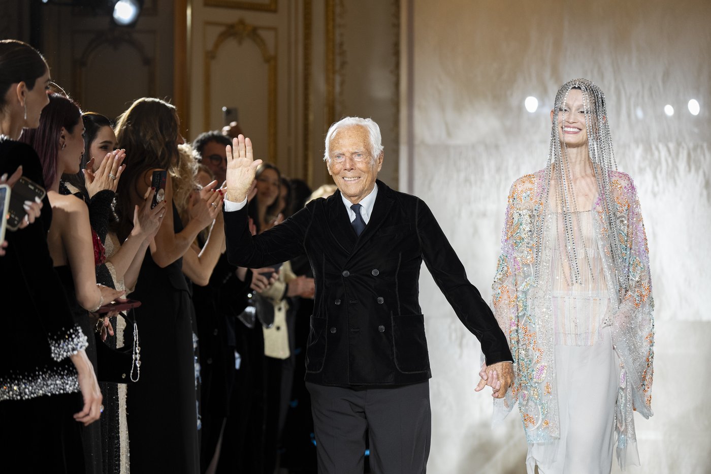 Armani Privé turns 20. The Italian maestro, 90, celebrates with Paris couture and celebrities | iNFOnews.ca
