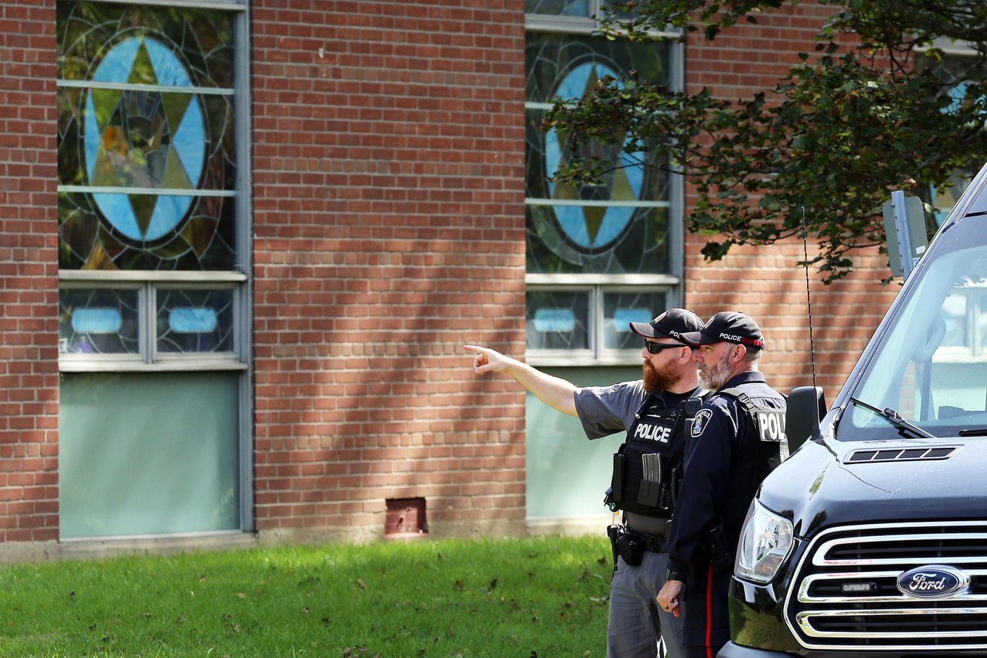 Up to 30 shots fired near Belleville, Ont., synagogue as police faced gunman: SIU | iNFOnews.ca Up to 30 shots fired near Belleville, Ont., synagogue as police faced gunman: SIU | iNFOnews.ca