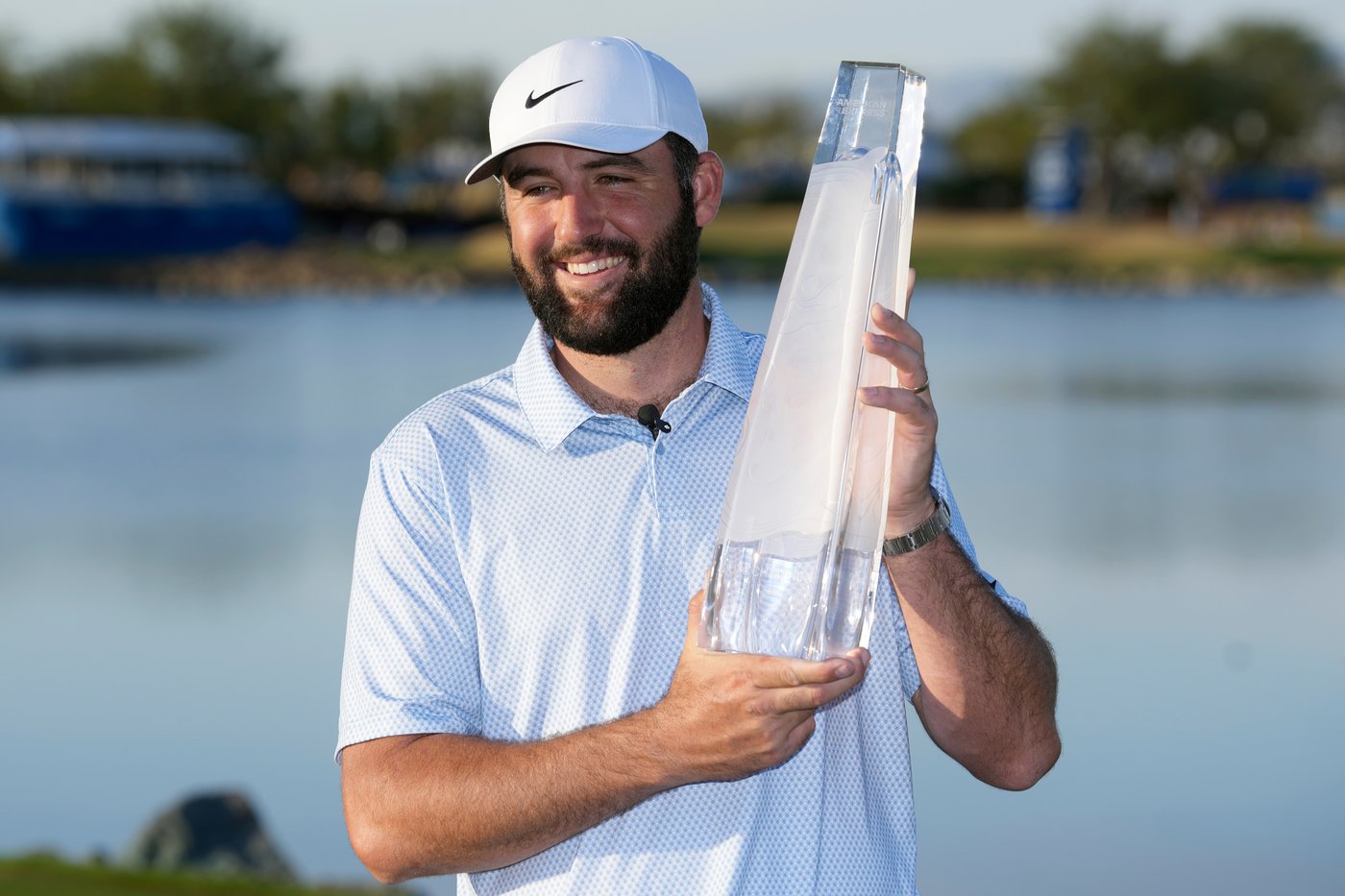 Scottie Scheffler starts a new season looking like nothing has changed. He wins his PGA Tour opener | iNFOnews.ca