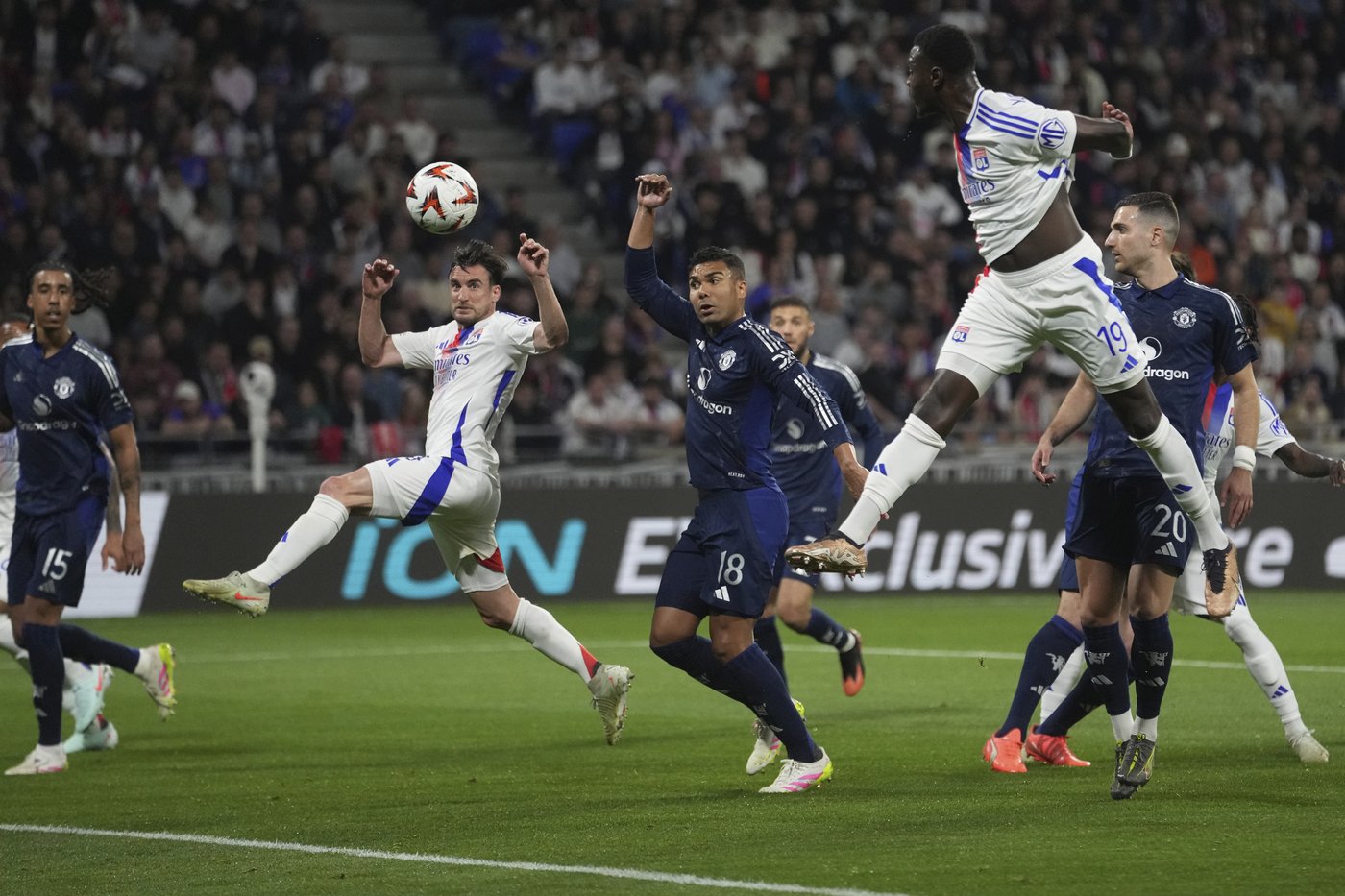 Onana at fault twice as Man United draws 2-2 at Lyon, Tottenham held at home, Chelsea stays perfect | iNFOnews.ca