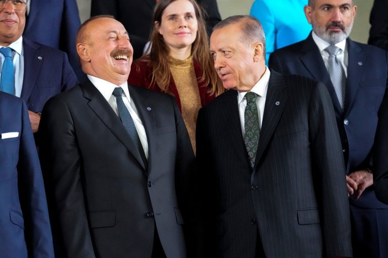 Azerbaijan's president skips Turkey-hosted summit, stirring talk of a rift with ally Ankara | iNFOnews.ca