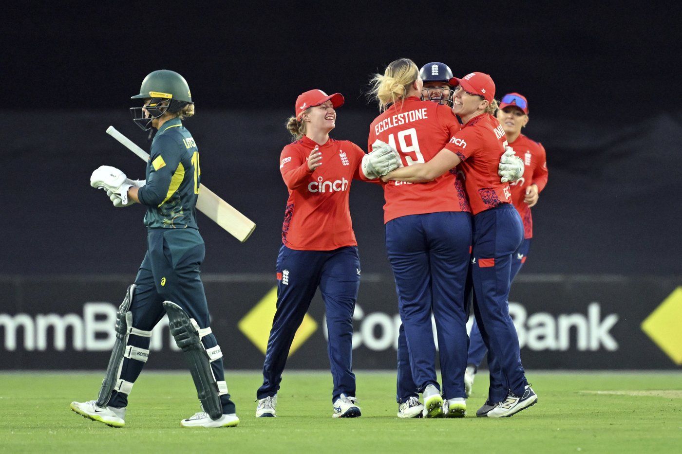 Australia's women win Ashes series with another T20 victory over England | iNFOnews.ca
