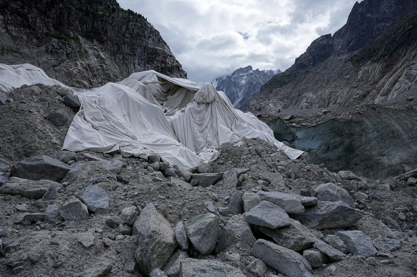 Photos of France’s melting Mer de Glace glacier | iNFOnews.ca
