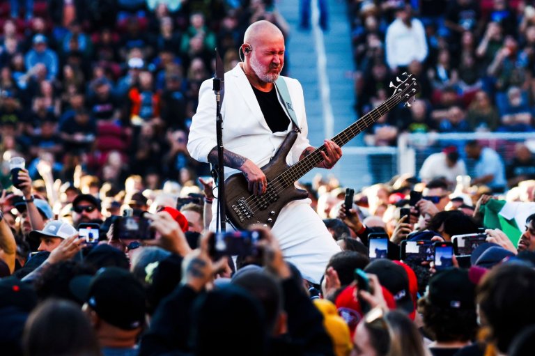 Limp Bizkit band members say bass player Sam Rivers has died | iNFOnews.ca