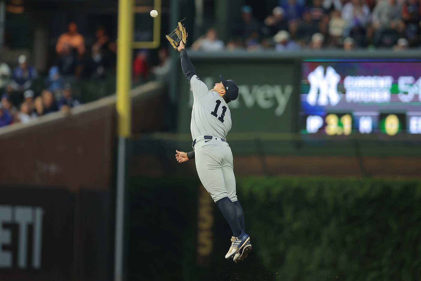 Pete Crow-Armstrong's go-ahead triple lifts Cubs to 5-2 win over Yankees | iNFOnews.ca