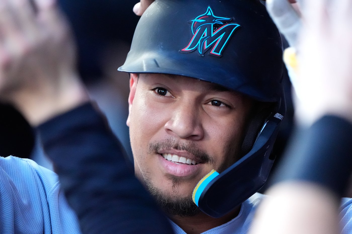 Jensen finishes a single shy of the cycle to help Royals win 7-3 and avoid sweep against Marlins | iNFOnews.ca